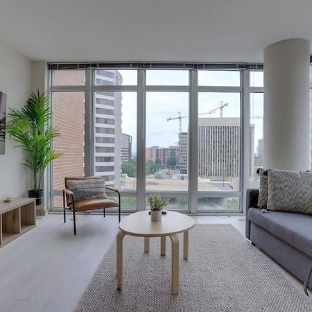 Wonderful 2Br Apartment At Crystal City อาร์ลิงตัน ภายนอก รูปภาพ
