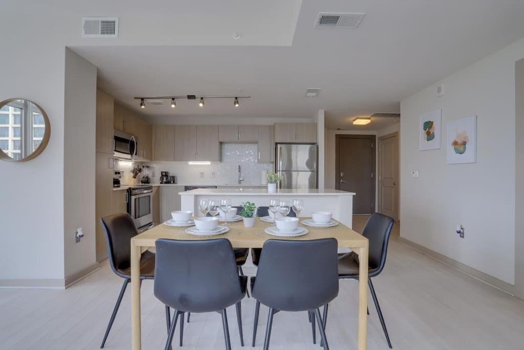 Wonderful 2Br Apartment At Crystal City อาร์ลิงตัน ภายนอก รูปภาพ