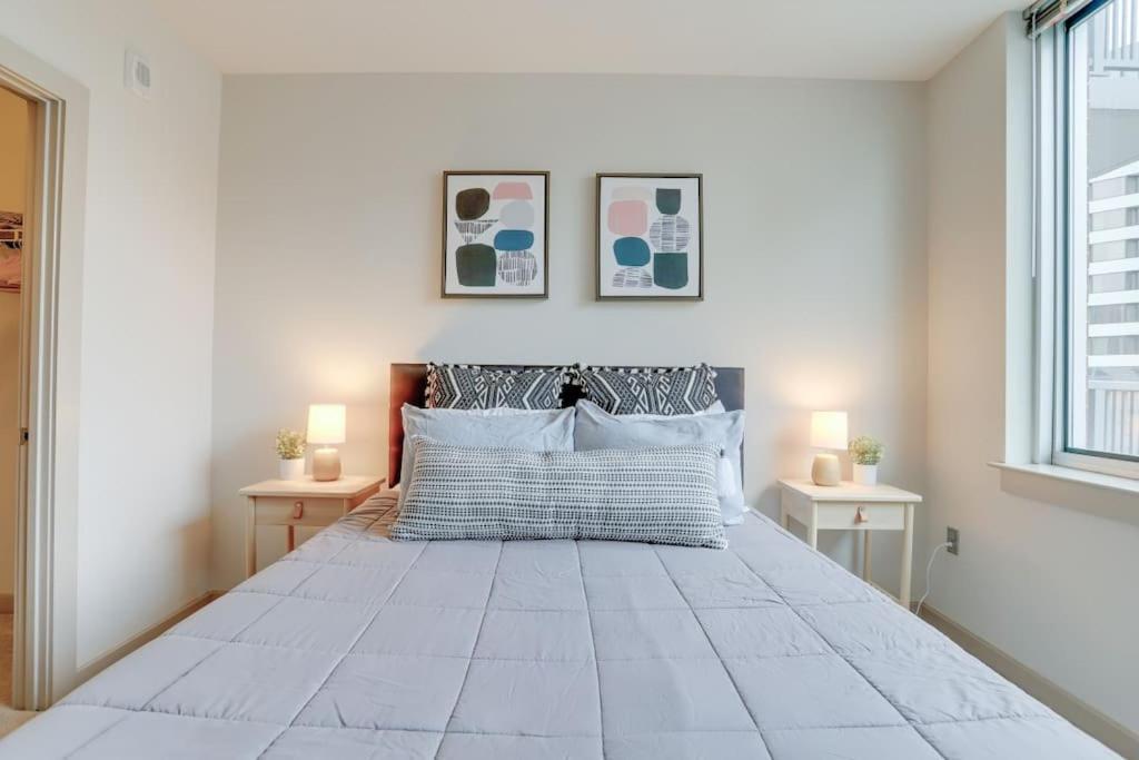 Wonderful 2Br Apartment At Crystal City อาร์ลิงตัน ภายนอก รูปภาพ