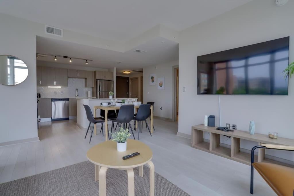 Wonderful 2Br Apartment At Crystal City อาร์ลิงตัน ภายนอก รูปภาพ